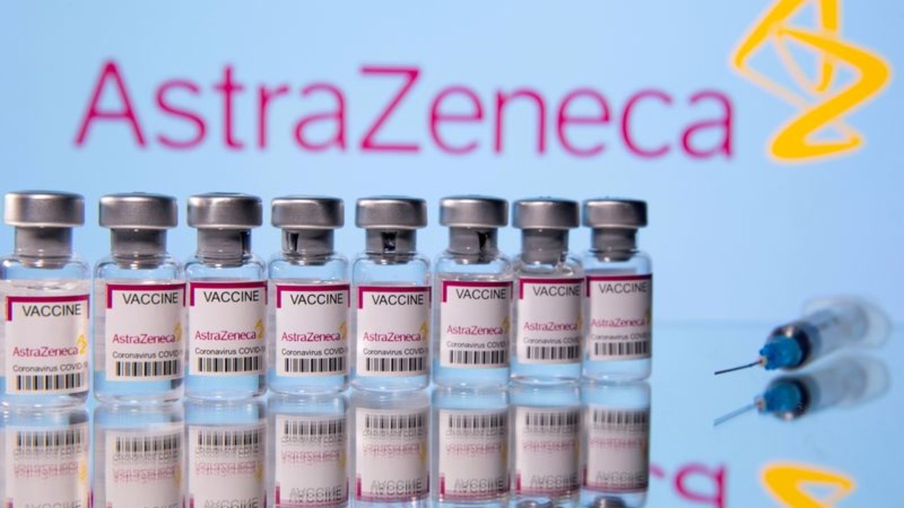 AstraZeneca từ bỏ bán vắc xin phi lợi nhuận cho thế giới do áp lực tài chính (ảnh: CNN)