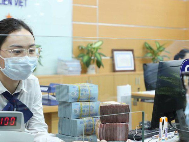 Kinh doanh - Doanh nghiệp &quot;đổi vận&quot;, ngân hàng kiếm đậm nhờ chứng khoán