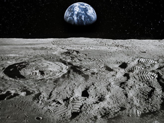 Mặt trăng chứa một lớp "đất" cực giàu oxy - Ảnh: NASA