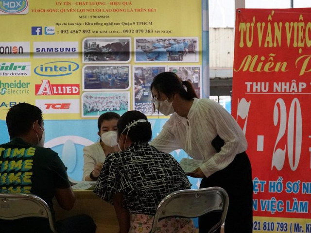 Video - Video: Nhiều cơ hội việc làm cho người lao động sau dịch