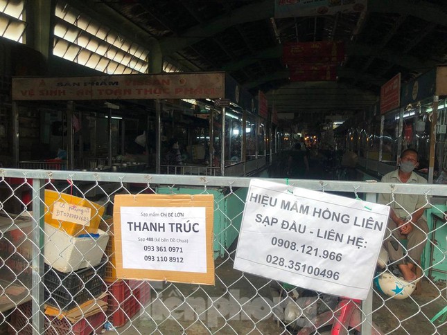 Tiểu thương TPHCM vẫn đắt hàng dù không rành công nghệ - 5