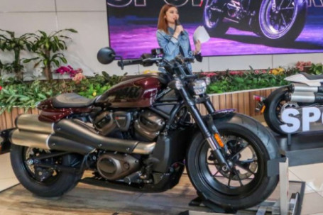 Ngắm siêu mô tô 2021 Harley-Davidson Sportster S giá hơn nửa tỷ đồng
