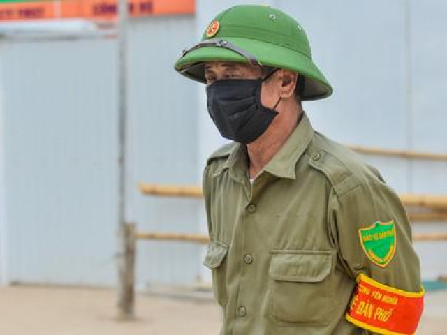 Video - CLIP: Phong toả công trường có hàng chục ca nhiễm SARS-CoV-2 chưa rõ nguồn lây