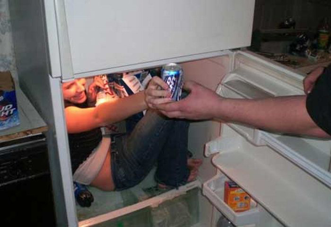 Tủ lạnh lấy nước tự động nhé.

