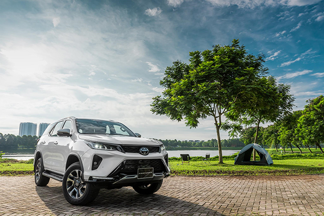 Bộ 3 SUV của Toyota khách Việt không thể bỏ lỡ dịp mua sắm cuối năm - 2