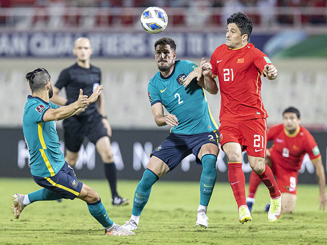 Bóng đá - Video bóng đá Trung Quốc - Australia: Đôi công hấp dẫn, cách biệt mong manh (Vòng loại World Cup)