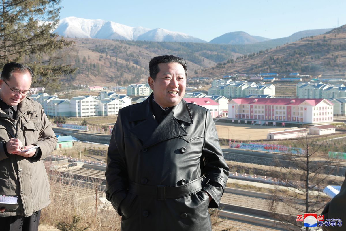 Hình ảnh mới nhất về nhà lãnh đạo Triều Tiên Kim Jong Un.