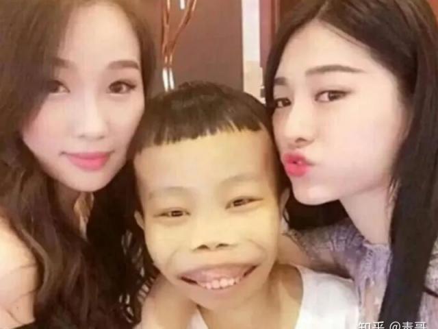 Thế giới - Rộ tin "đại gia rởm" nổi tiếng TQ sắp lấy vợ, nhan sắc cô dâu khiến dân mạng ngỡ ngàng