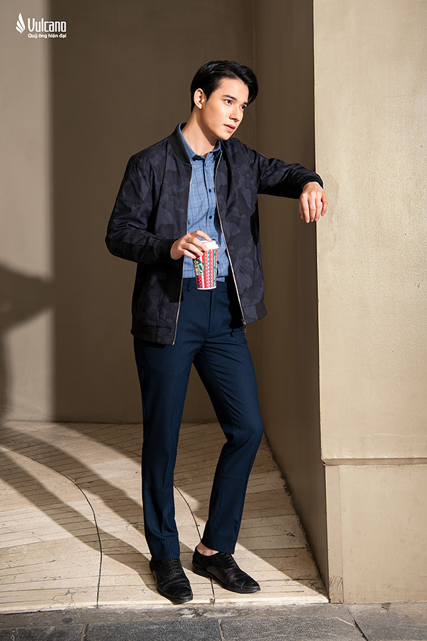 Áo Jacket với công nghệ Water Repplent với chức năng cản gió, chống bám nước khi mưa