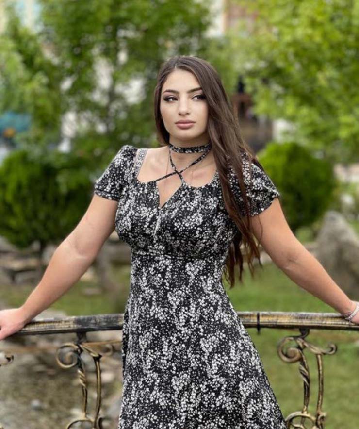 Đả nữ có "vòng 1" hút hồn fan gặp bi kịch: Thua nhiều nên bị loại - 6