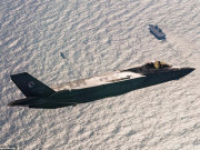 Thế giới - Tiêm kích tàng hình F-35 rơi xuống biển, Anh chạy đua tìm xác máy bay trước Nga  