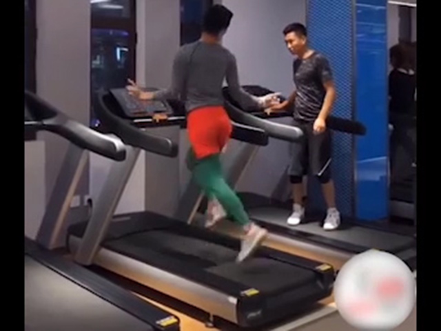 Cười 24H - Hướng dẫn "tập gym đúng cách" khiến bao người chạy mất dép