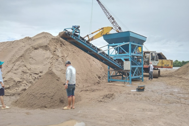 Máy sàng cát xây dựng, băng tải 9m