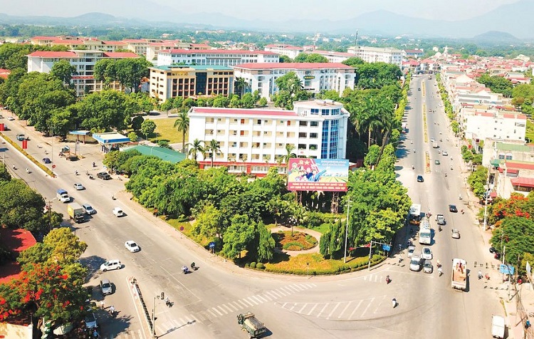 Huyện Ba Vì đề xuất bổ sung 1 khu công nghiệp quy mô 300-500ha thuộc 2 xã Phú Cường, Tản Hồng và 1 cảng sông tại xã Tản Hồng.
