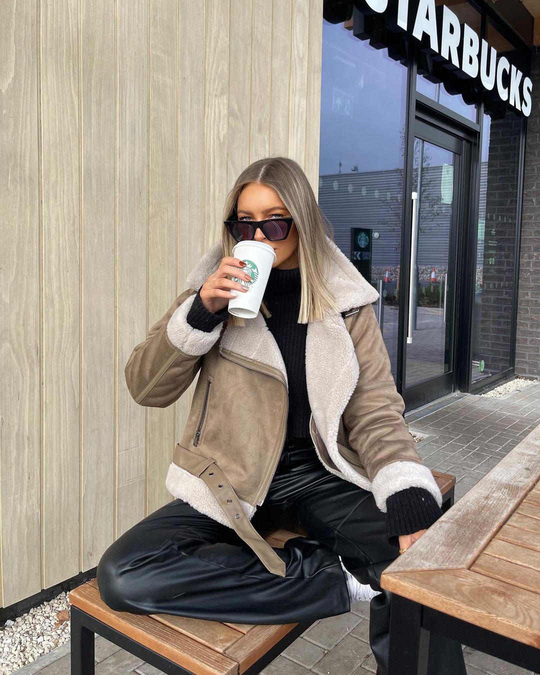 Phong cách thời trang cho lễ Tạ ơn tại phương Tây năm nay có gì? - 9