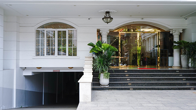 Mảnh xanh văn phòng làm mát và sạch không khí