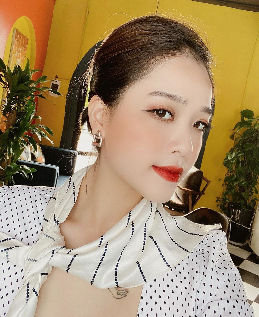 "Cô chủ tiệm nail" tình cũ Quang Hải hé lộ bạn trai là người quen showbiz - 8