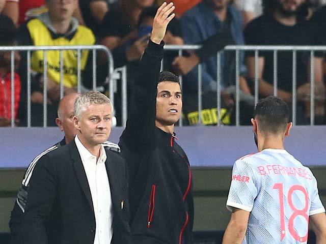 Tin mới nhất bóng đá tối 20/11: "Ronaldo chưa đủ năng lực dẫn dắt MU" - 1