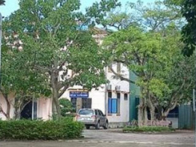 Tin tức trong ngày - Thủ quỹ Trung tâm GDTX tỉnh Quảng Bình dùng 6 tỉ đồng tiền quỹ để… đầu tư may rủi ?