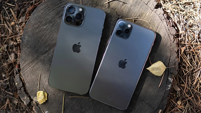 iPhone 13 Pro Max và iPhone 11 Pro Max.