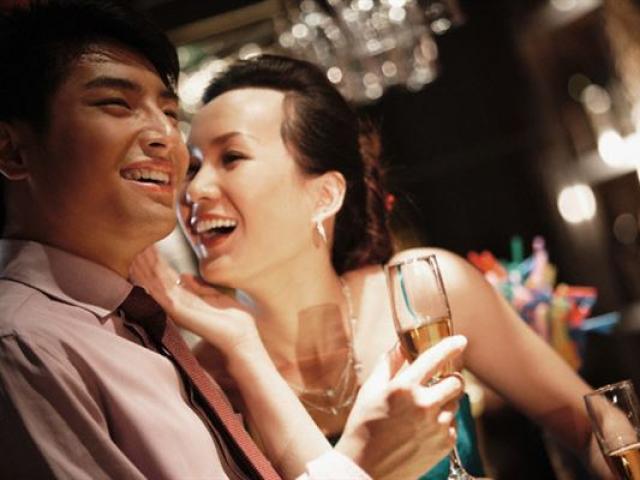 Bạn trẻ - Cuộc sống - Câu chuyện ngoại tình đầy kịch tính của cô vợ trẻ lấy chồng giàu có nhưng vẫn cảm thấy "thiếu cái gì đó"