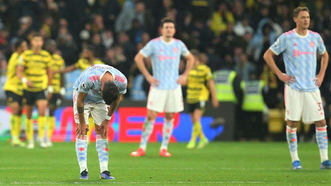 Ronaldo cùng MU thảm bại trước Watford và đứng trước nguy cơ rớt xuống thứ 13