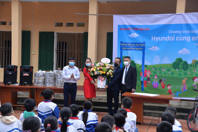 Chương trình thiện nguyện – Hyundai cùng em tới trường - 5