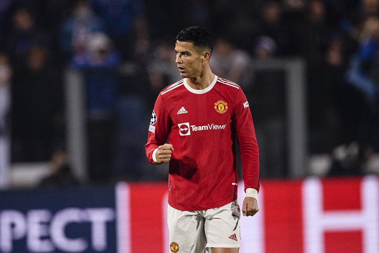 Ronaldo có giúp MU vượt giông bão?