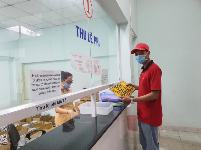 Công nghệ thông tin - Hướng dẫn chi tiết cách đổi biển số vàng qua mạng