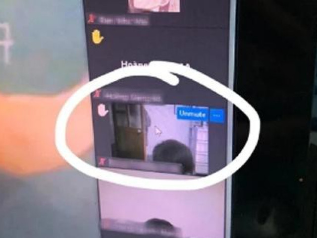 Giáo dục - du học - Nam sinh khéo léo "nhắc nhẹ" cả lớp về sinh nhật của mình ngay trong giờ học online