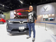 Tin tức ô tô - Thành viên Gia Lai Team bay sang Los Angeles để &quot;chốt đơn&quot; xe điện VinFast