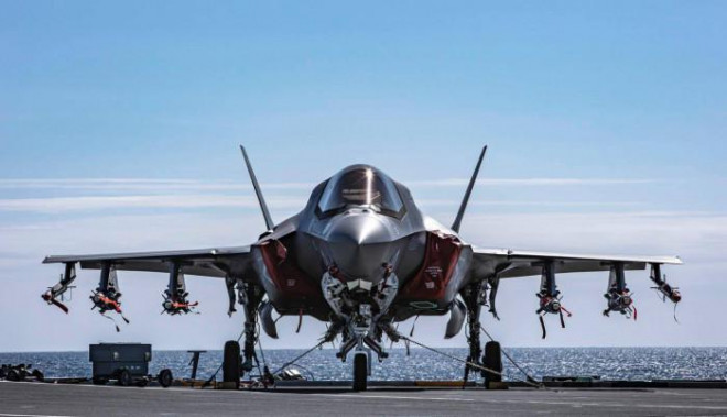 Tiêm kích F-35B của quân đội Anh. Ảnh - The Sun