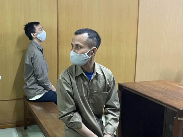 Pháp luật - Tưới xăng đốt vợ "hờ" rồi chợt tỉnh lấy mền chữa lửa