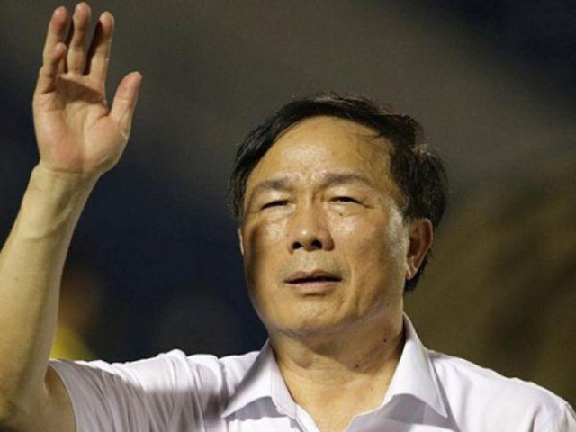 Kinh doanh - Nhận chức danh Giáo sư do Viện ĐH Kỷ lục Thế giới trao tặng, bầu Đệ kinh doanh gì?