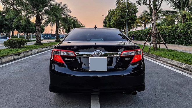 xe toyota camry 2014