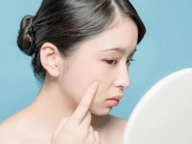 Làm đẹp - ‘Thần dược’ trị da khô có sẵn trong tủ bếp