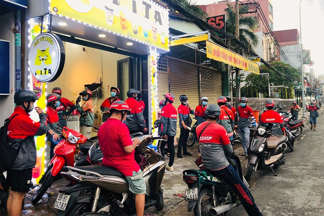 Miutea có mặt tại hầu hết các ứng dụng giao đồ ăn trực tuyến gồm GrabFood, GoFood, Loship, ShopeeFood và Beamin.