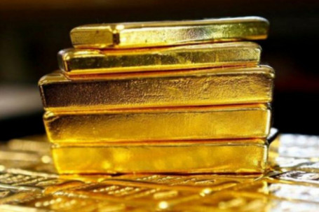 Ngày Black Friday, người tiêu dùng mua hàng chục ngàn lượng vàng