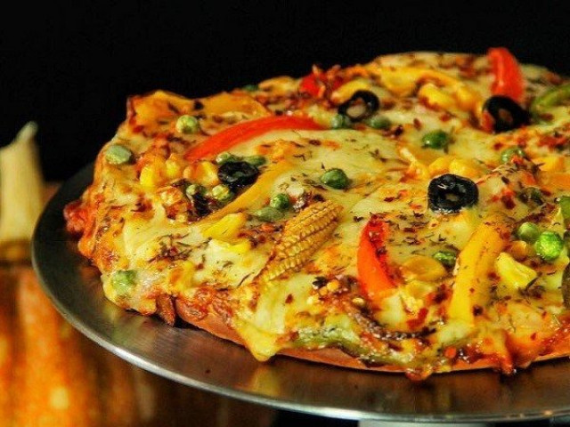 Kinh doanh - Những chiếc pizza giá chỉ dành cho đại gia "vung tiền"