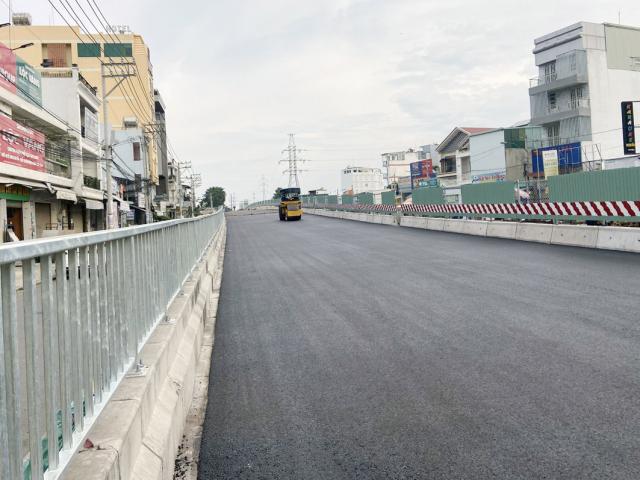 Tin tức trong ngày - Ảnh: Sau nhiều năm “đứng hình”, nhánh của cầu trăm tỷ ở Sài Gòn đã hoàn thành