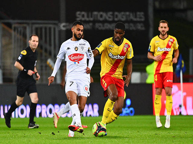 Bóng đá - Video bóng đá Lens - Angers: 4 bàn rượt đuổi, lỡ thời cơ vàng (Ligue 1)