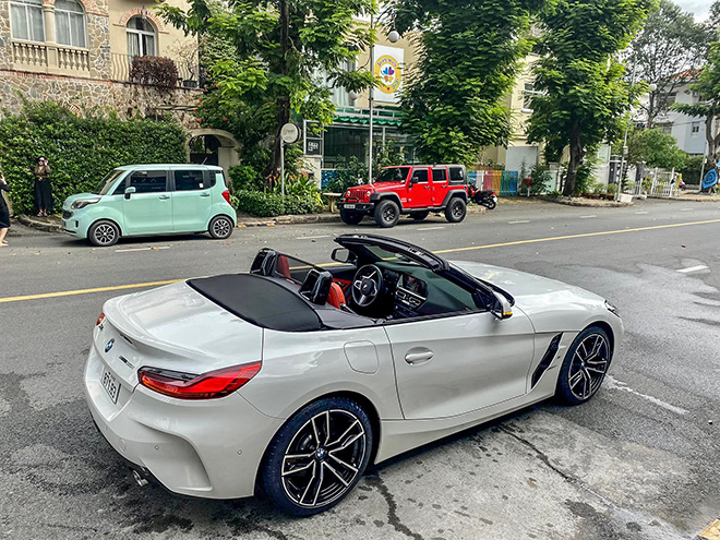 Minh 'Nhựa' chia tay xe thể thao BMW Z4 sau một năm sử dụng - 8