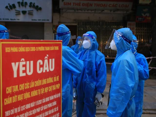 Tin tức trong ngày - Hà Nội ghi nhận số ca dương tính với SARS-CoV-2 cao kỷ lục