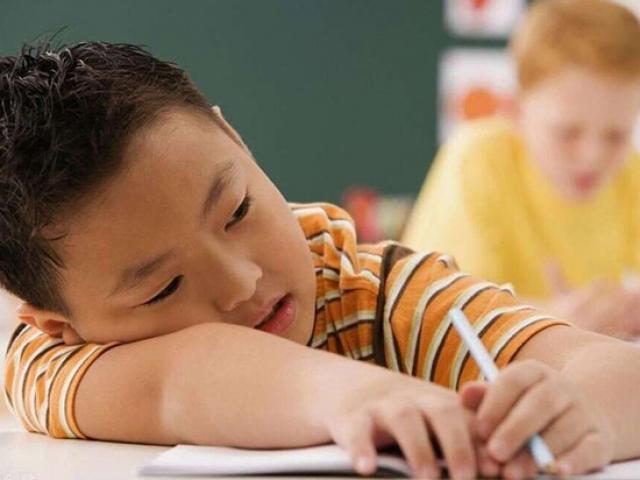 Giáo dục - du học - Với những trẻ thích trì hoãn, bố mẹ cần hiểu những nguyên nhân từ gốc rễ này