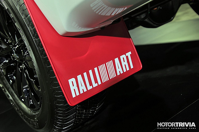 Mitsubishi Pajero Sport bản thể thao Ralliart ra mắt - 8