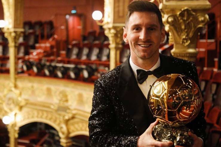 Messi lần thứ 7 được trao danh hiệu "Quả bóng vàng"