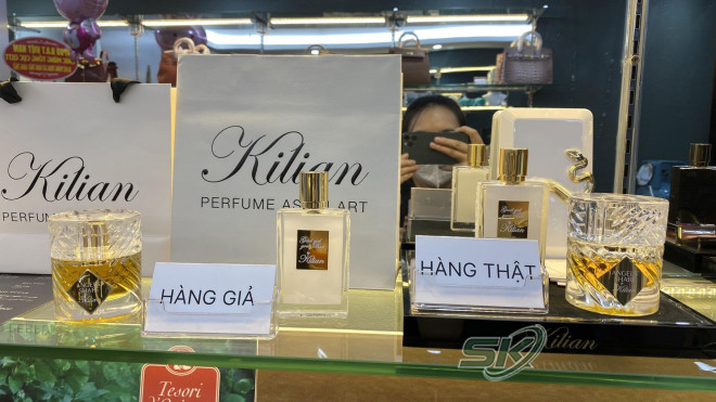 Nước hoa mang nhãn Kilian đang được nhiều chị em ưa chuộng, săn đón. Tuy nhiên, hàng thật và hàng giả lại giống nhau đến 99%.