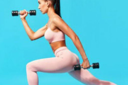 Tập tạ mỗi ngày giúp cơ thể săn chắc và hơn thế nữa