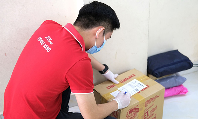 Khách hàng tin tưởng dịch vụ chuyển phát của J&T Express nhờ điều gì? - 2