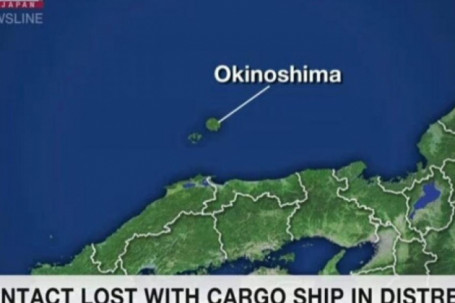 Tàu chở hàng có 18 thuyền viên Việt Nam gặp nạn, 1 người mất tích